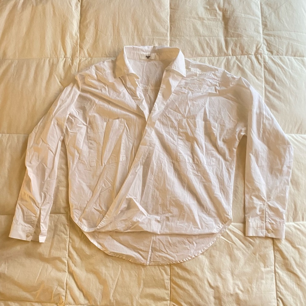 the frankie shop button down. cropped length.